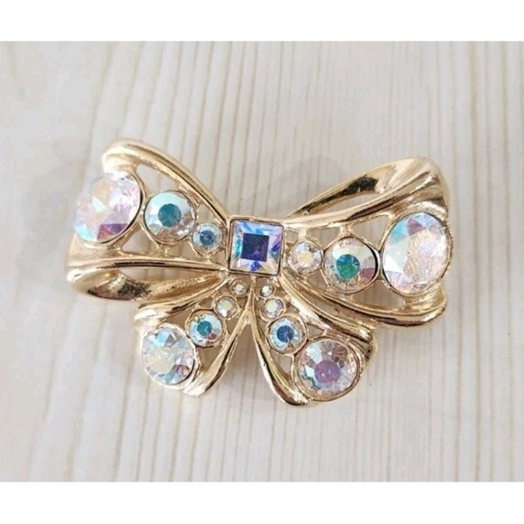 Gold Tone Rhinestone Faux Crystal Bow Shaped Brooch Lapel Pin Iridescent - Picture 1 of 2